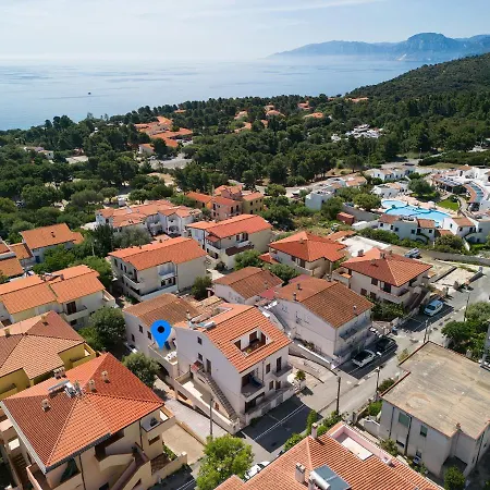 Casa Celeste アパート カーラゴノネ